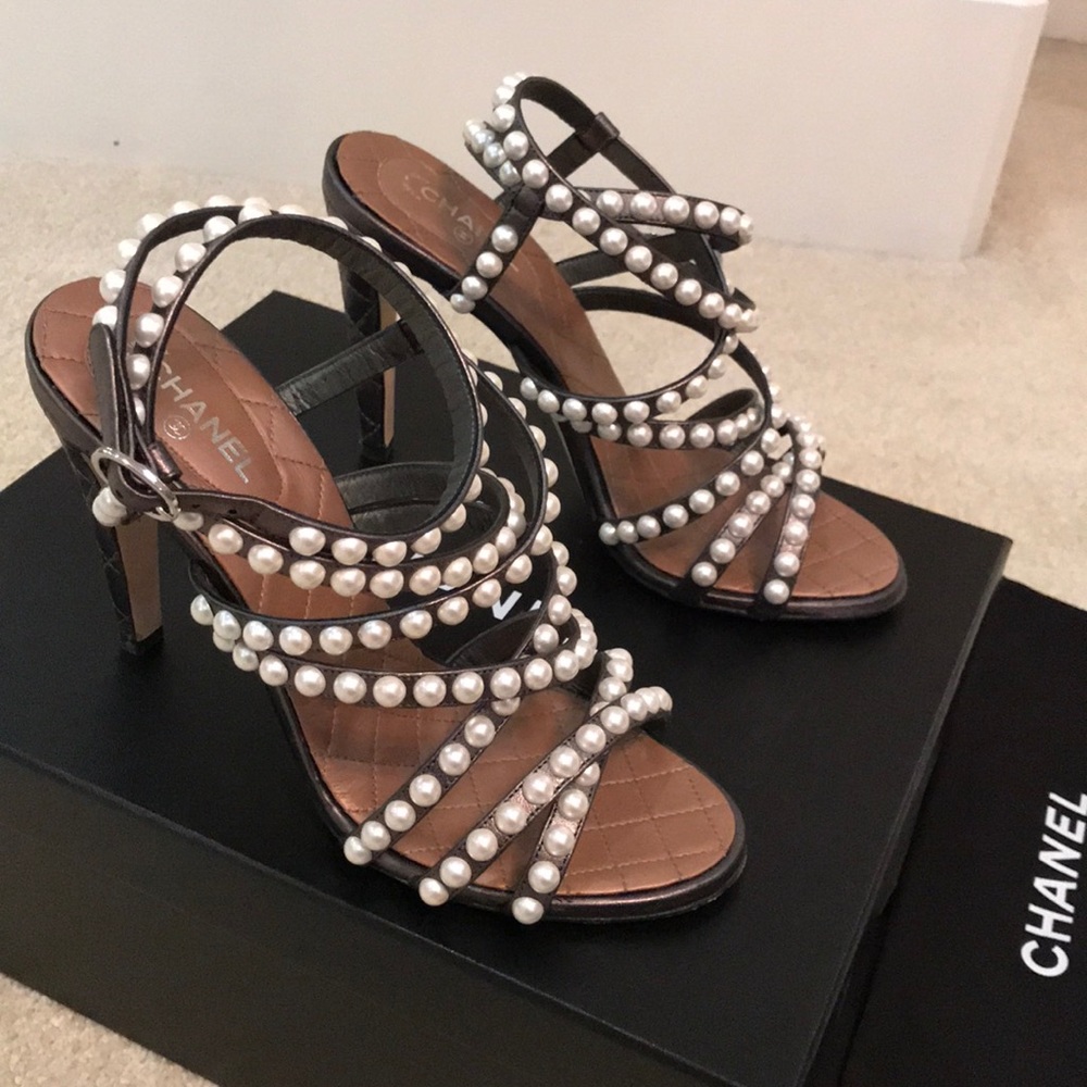 Limited edition Chanel pearl sandals